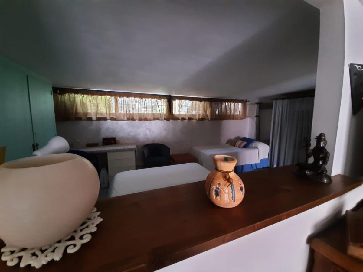 Un Apartamento Vacacional Con Detalles De Un Hogar Майрена-дель-Альхарафе Екстер'єр фото
