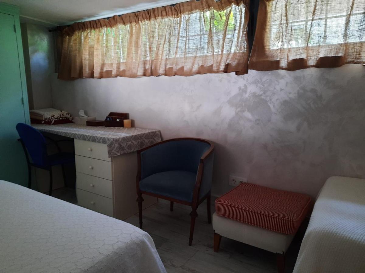 Un Apartamento Vacacional Con Detalles De Un Hogar Майрена-дель-Альхарафе Екстер'єр фото